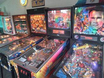5pinballmachines.RichardBlankCostaRicaCollection43f17.jpg