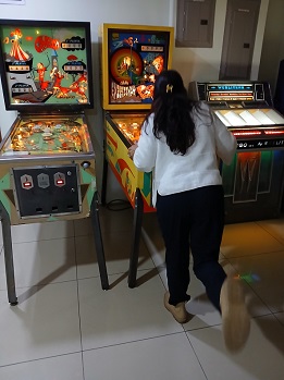 2pinballmachinesand1964wurlitzerjukebox.RichardBlankCostaRicaCollection.jpg