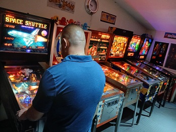 7pinballmachines.RichardBlankCostaRicaCollection.jpg